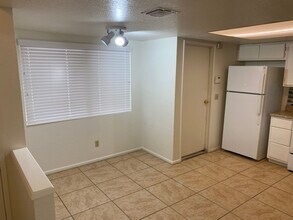 545 Van Dornum Ave in Henderson, NV - Building Photo - Building Photo