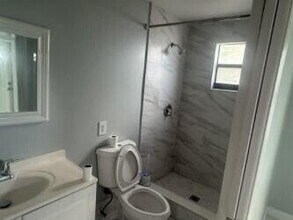 2329 Fairway Dr in West Palm Beach, FL - Building Photo - Building Photo