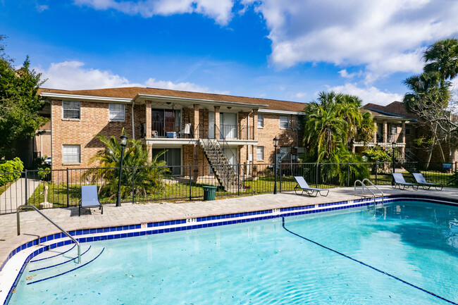 Heritage at Temple Terrace in Temple Terrace, FL - Foto de edificio - Building Photo