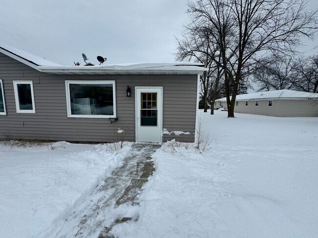 property at 610 Pleasant Ave S
