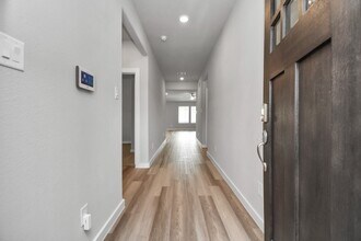 1535 King Rnch Rd in Conroe, TX - Building Photo - Building Photo