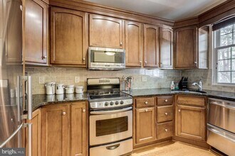 519 Tobacco Quay in Alexandria, VA - Building Photo - Building Photo