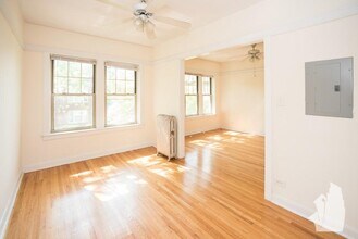 5102 N Winchester Ave, Unit 3 in Chicago, IL - Building Photo - Building Photo
