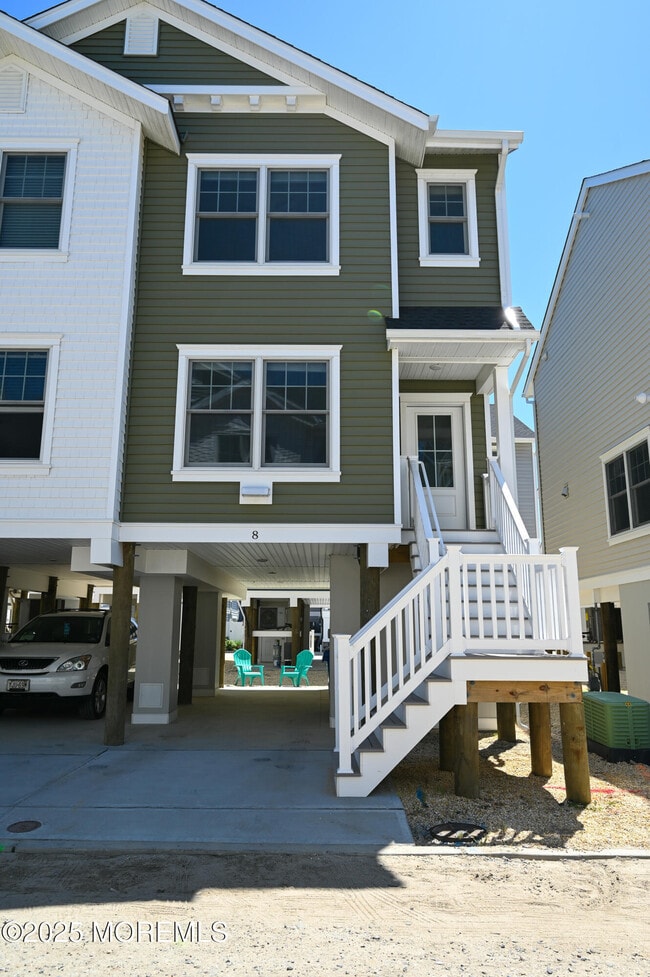 property at 8 Shell Rd
