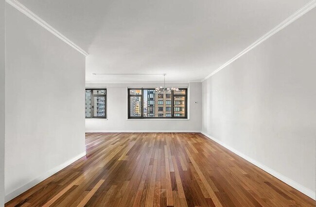 property at 160 E 65th St