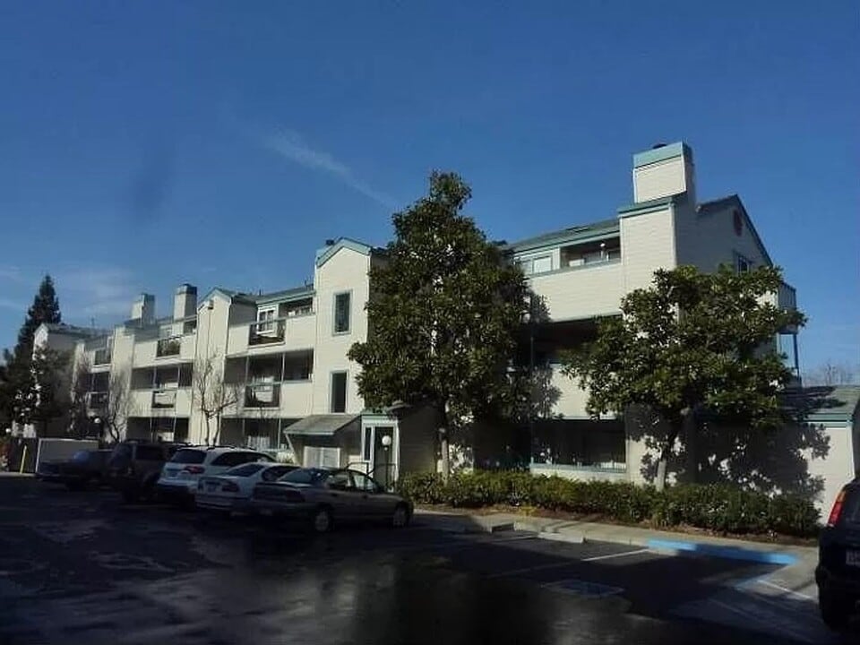 1420 Bel Air Dr in Concord, CA - Building Photo