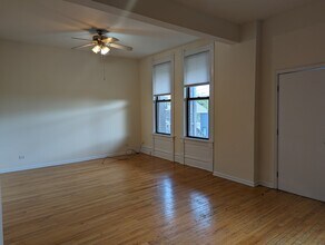 1813 N Milwaukee Ave in Chicago, IL - Building Photo - Building Photo