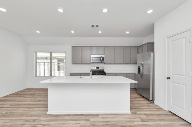 property at 2932 Cordova Hl Dr