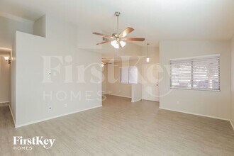 30696 N Royal Oak Way in Queen Creek, AZ - Building Photo - Building Photo