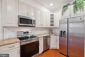 2515 N Front St in Philadelphia, PA - Building Photo - Building Photo