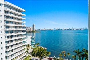 1408 Brickell Bay Dr in Miami, FL - Building Photo