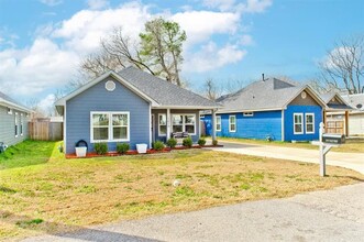 1018 Chase St in Denison, TX - Building Photo - Building Photo