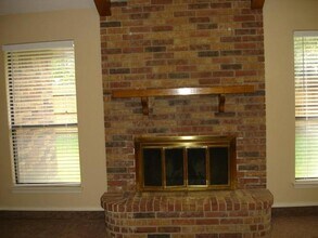 6304 Berlinetta Dr in Arlington, TX - Building Photo - Building Photo
