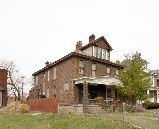 1587-1589 N 4th St in Columbus, OH - Building Photo - Building Photo