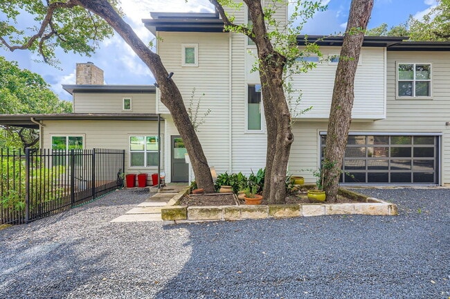 1211 W Mary St in Austin, TX - Building Photo - Building Photo