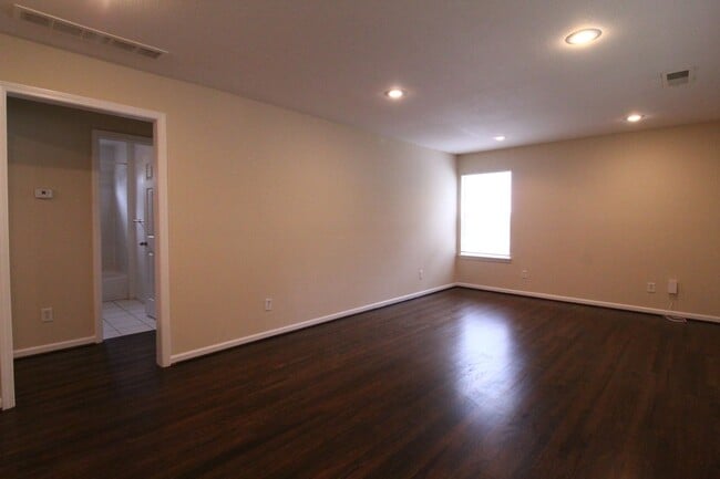4413 S Parkway Dr in Olathe, KS - Building Photo - Building Photo