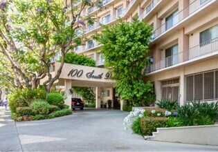 100 S Doheny Dr, Unit 211 in Los Angeles, CA - Building Photo - Building Photo