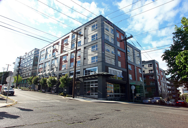 H2O Apartments in Seattle, WA - Building Photo - Building Photo