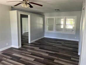 1320 Montezuma St in Columbus, TX - Building Photo - Building Photo