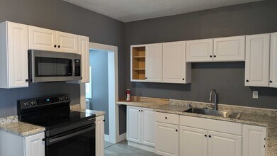 812 E 3rd St in Oil City, PA - Building Photo - Building Photo