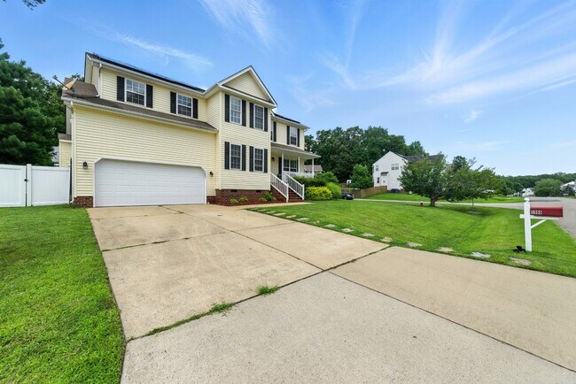 5900 Montpelier Dr in Williamsburg, VA - Building Photo - Building Photo