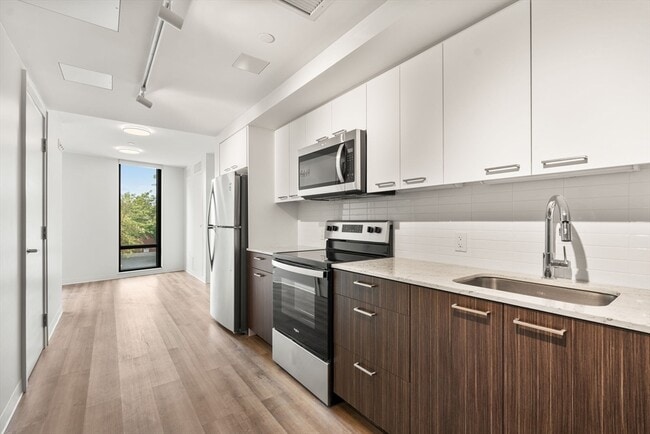 281 Western Ave, Unit #1