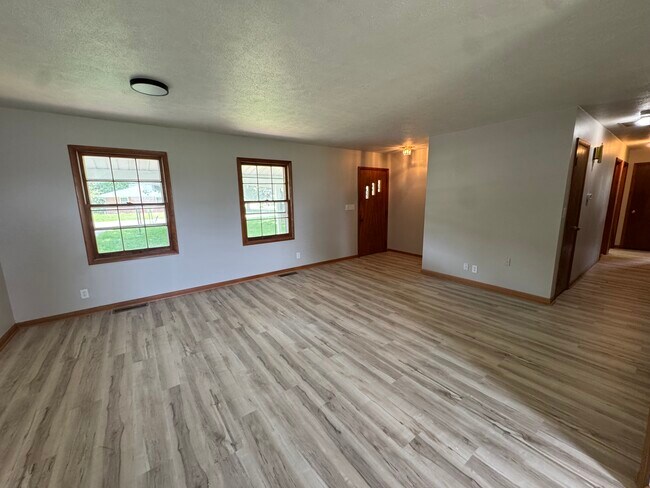 2204 Elva Dr in Kokomo, IN - Building Photo - Building Photo