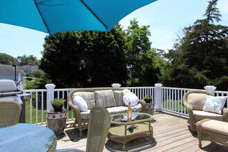 351 Barlows Landing Rd in Bourne, MA - Building Photo - Building Photo