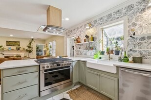 5508 Crestland Ave in Charlotte, NC - Building Photo