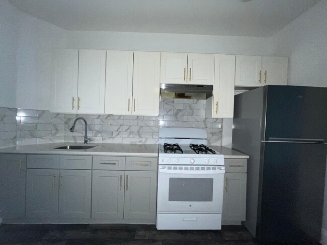 108 Ocean Ave, Unit 2R