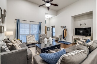 3770 Marigold Ln, Unit The Villa in Prosper, TX - Foto de edificio - Building Photo