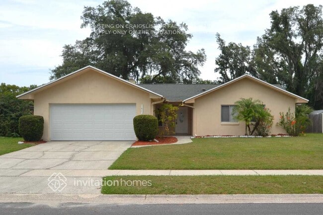 1604 E Sandpiper Trail