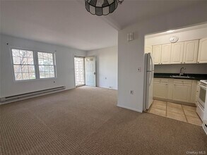 1000 9th St in Greenport, NY - Building Photo - Building Photo