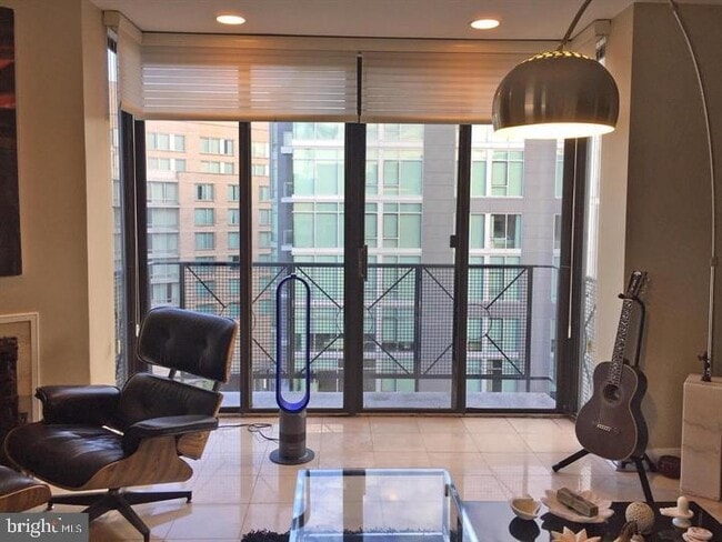 1117 New Hampshire Ave NW in Washington, DC - Building Photo - Building Photo