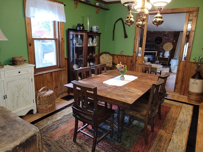 1036 Creek Locks Rd in Rosendale, NY - Building Photo - Building Photo