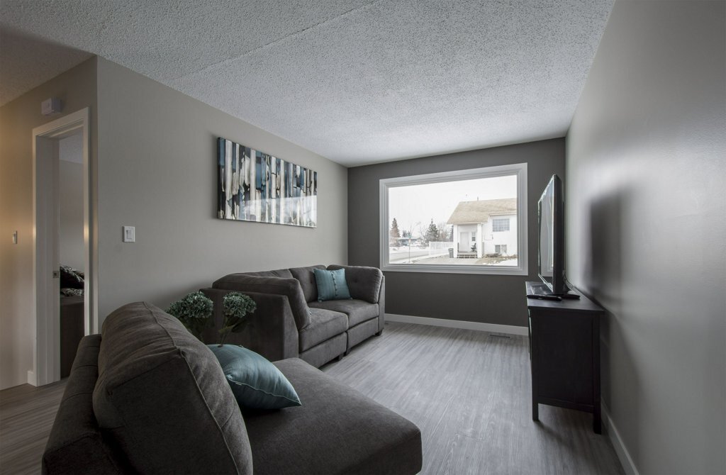 9312-93109 109 Ave in Grande Prairie, AB - Building Photo