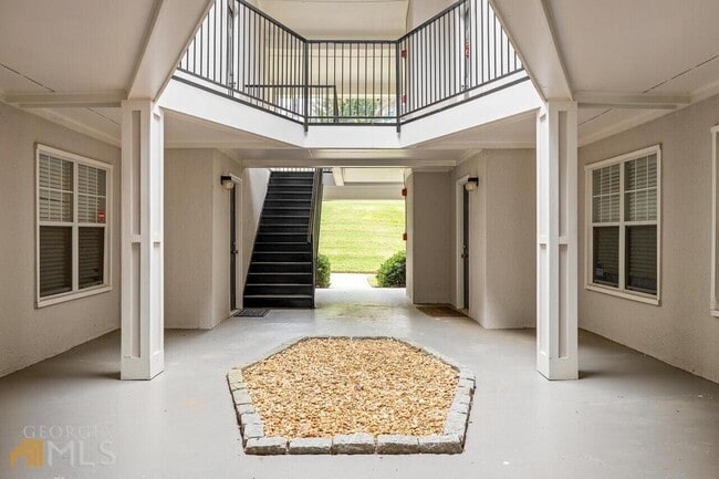 1150 Collier Rd NW, Unit BA8 in Atlanta, GA - Building Photo - Building Photo