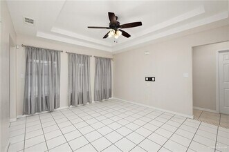 13 Umbrellabird Ave in McAllen, TX - Building Photo - Building Photo