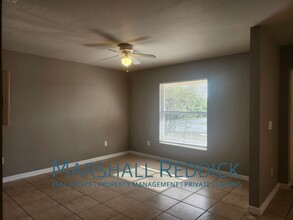 200 Homer Ave S in Lehigh Acres, FL - Building Photo - Building Photo