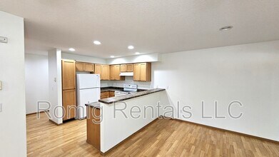 8102 NE 36th Ct in Vancouver, WA - Building Photo - Building Photo