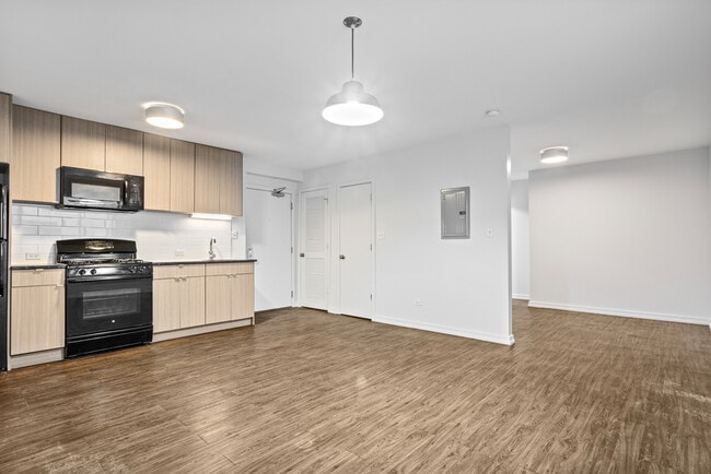 5411 N Winthrop Ave in Chicago, IL - Building Photo - Building Photo