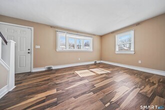 33 Harland Ave in Waterbury, CT - Building Photo - Building Photo