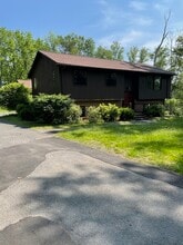 62 Summer St in Amherst, MA - Building Photo - Building Photo