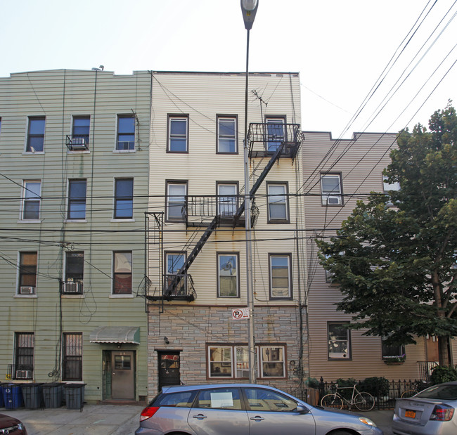 12 Judge St in Brooklyn, NY - Building Photo - Building Photo