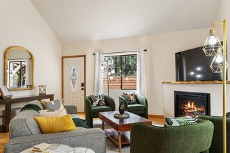 18219 Chappel Rd in Arlington, WA - Building Photo - Building Photo