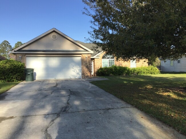 property at 55 Carlisle Ln