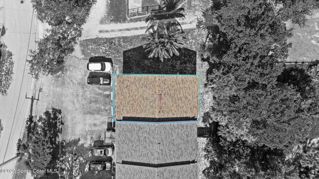 201 Cocoa Isles Blvd in Cocoa Beach, FL - Building Photo - Building Photo