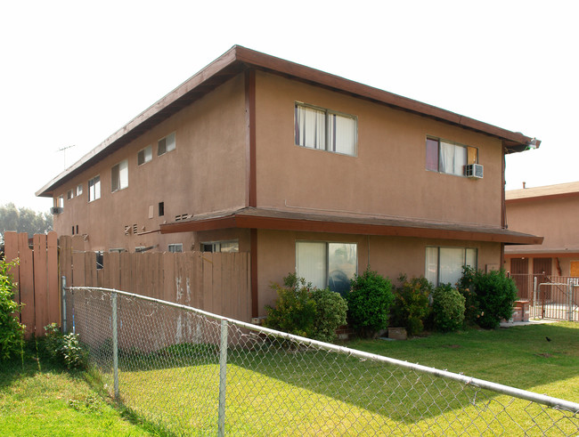 9581 Juniper in Fontana, CA - Building Photo - Building Photo