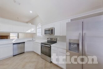 10224 Long Rifle Dr in Fort Worth, TX - Building Photo - Building Photo