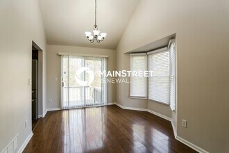 2025 Santuomo Ave in Grove City, OH - Building Photo - Building Photo